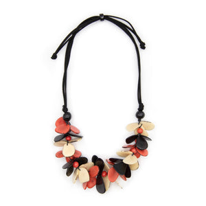 Collier-mariposa-rose-noir-ecru-tagua