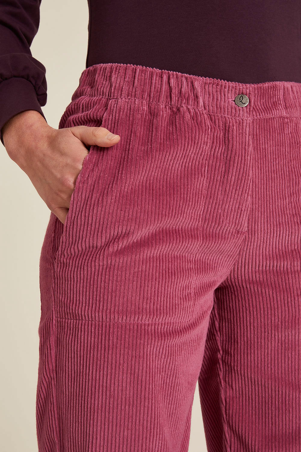 Pantalon rose en velours cotelé de coton bio