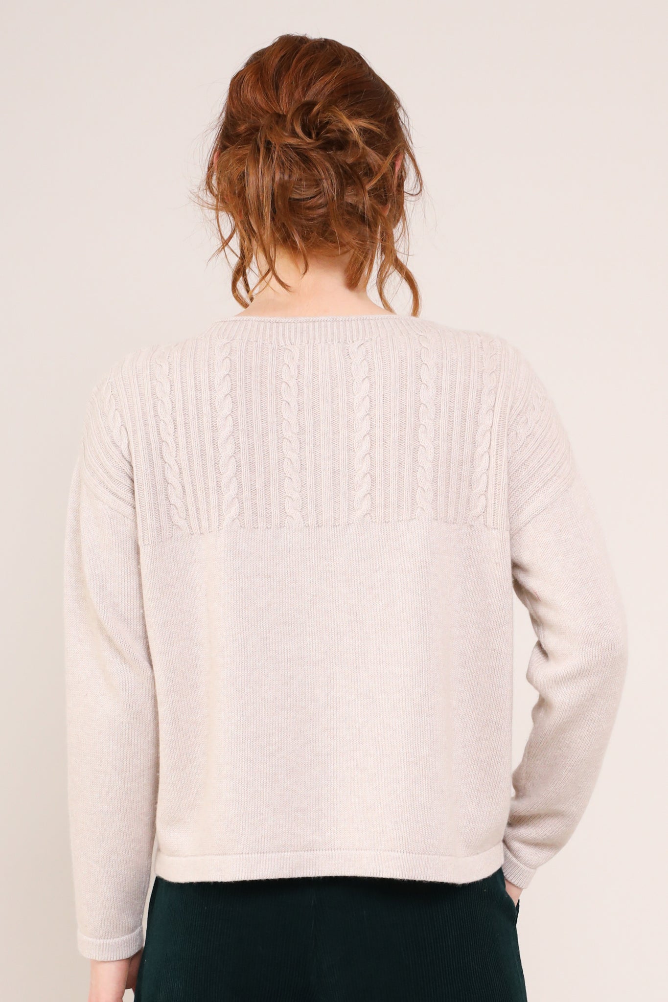 Pull torsades beige sable laine et coton