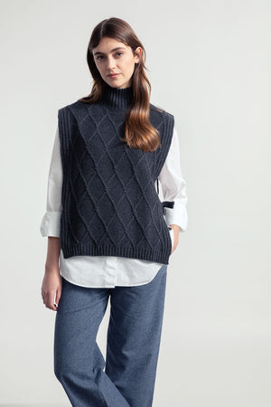 Gilet Delia sans manche col montant en laine recyclée Rifo