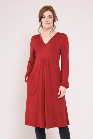 robe-rouge-col-v-fluide-jersey-ecovero-hiver-2024-nomads-clothing-mode-ecoresponsable