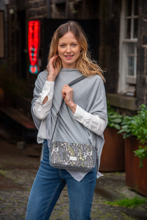 Sac Serena motif floral gris