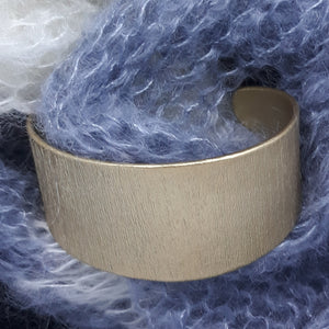 Bracelet manchette en alu brossé argenté ou doré